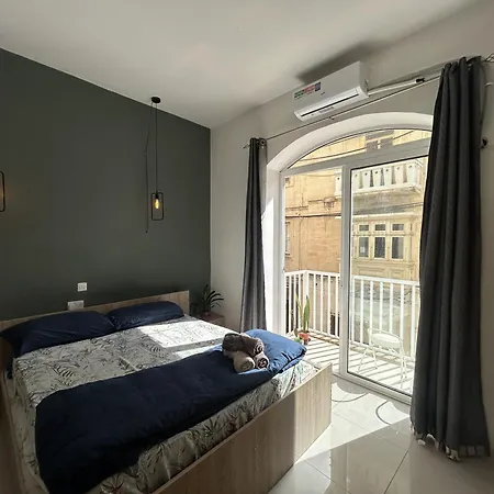 Central Sliema Airconditioned And Spacious Buitenkant foto